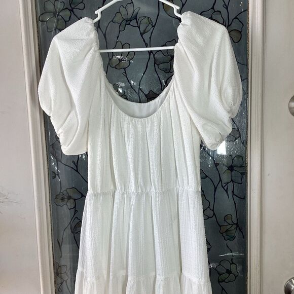 ASTR the label White snickered maxi dress  Size‎ Medium - Picture 5 of 14